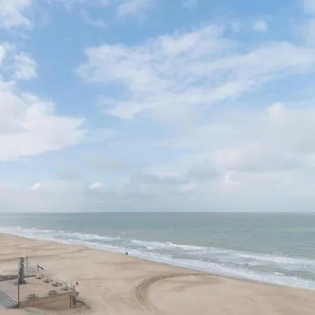 House Near De Hoge Blekker Dunes, Cleaning Included Villa
